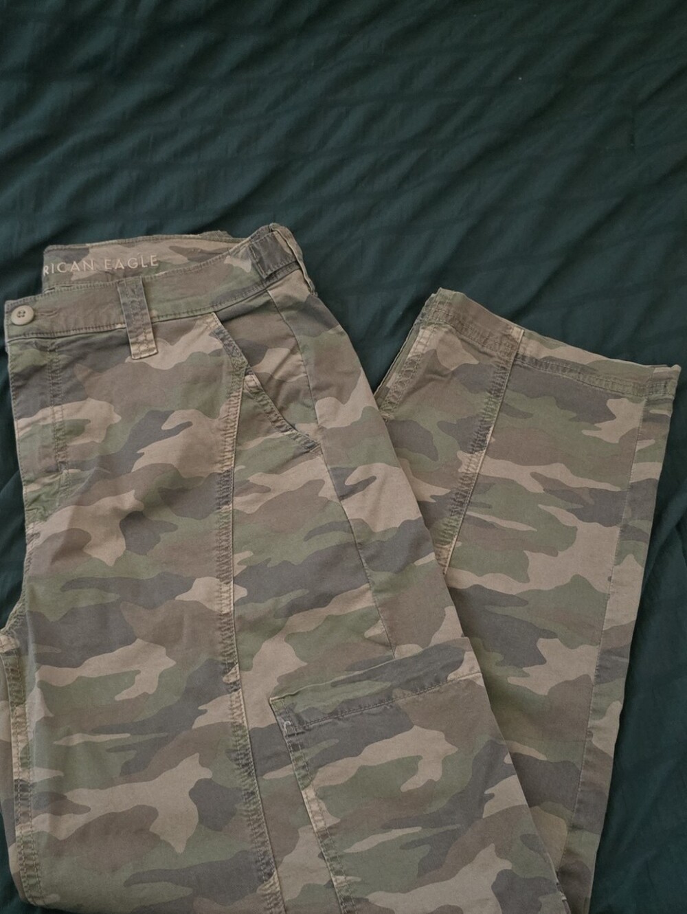 American Eagle Outfitters Women's Camo Barrel Cargo Pants